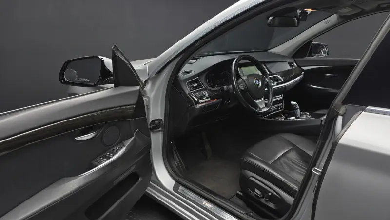 BMW 5-Series Gran Turismo