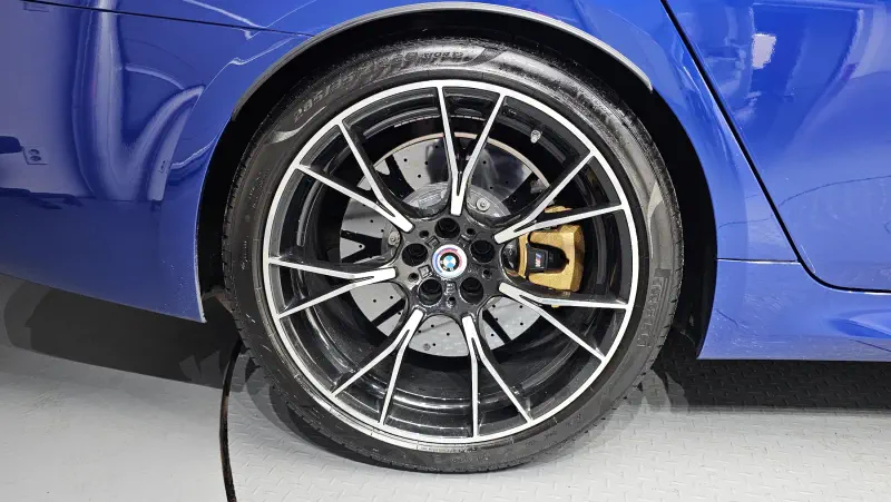 BMW M5