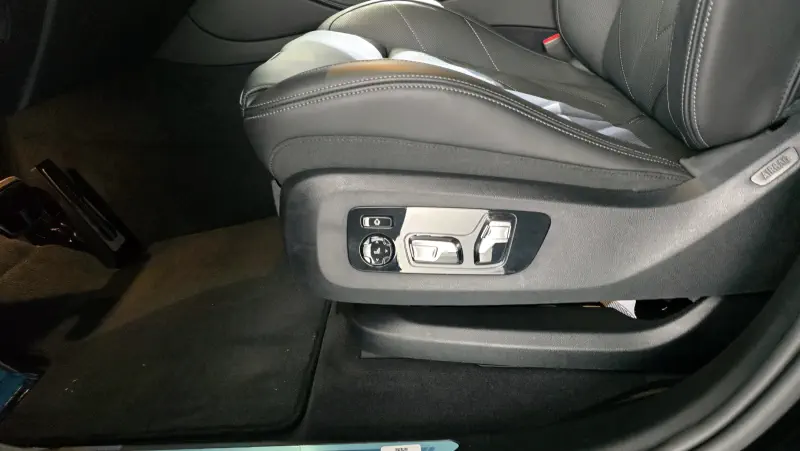 BMW XM