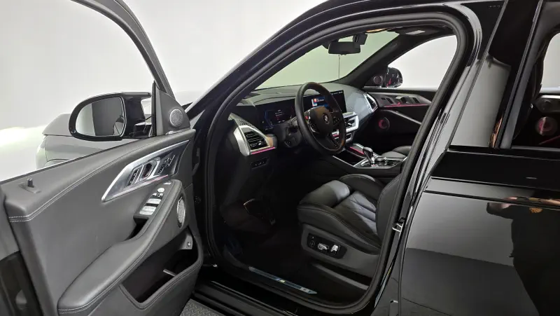 BMW XM