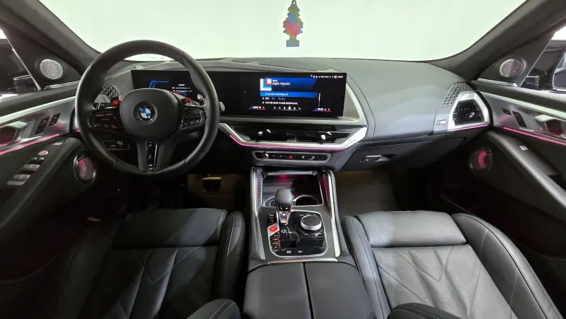 BMW XM