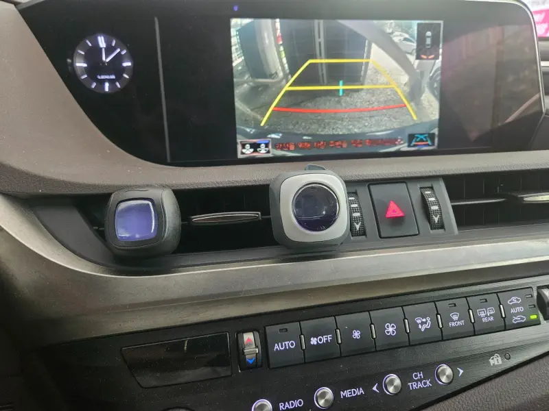Lexus ES300h