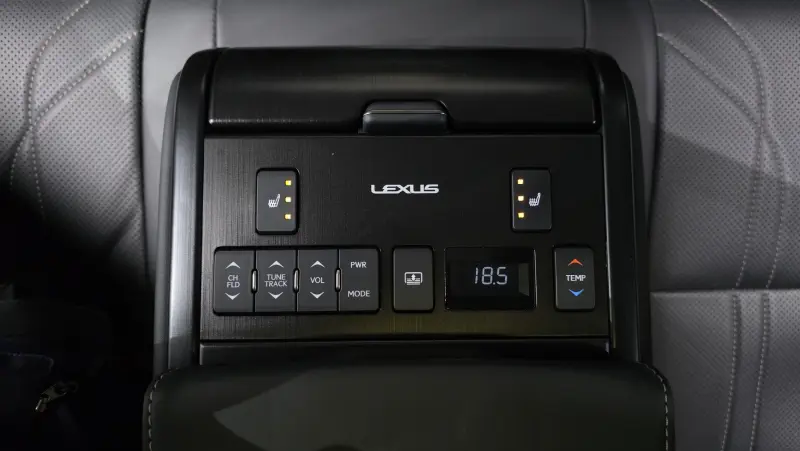Lexus ES300h