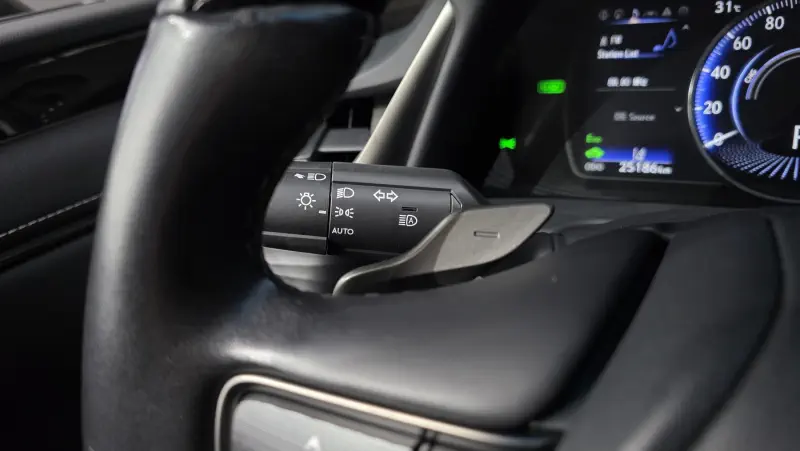 Lexus ES300h