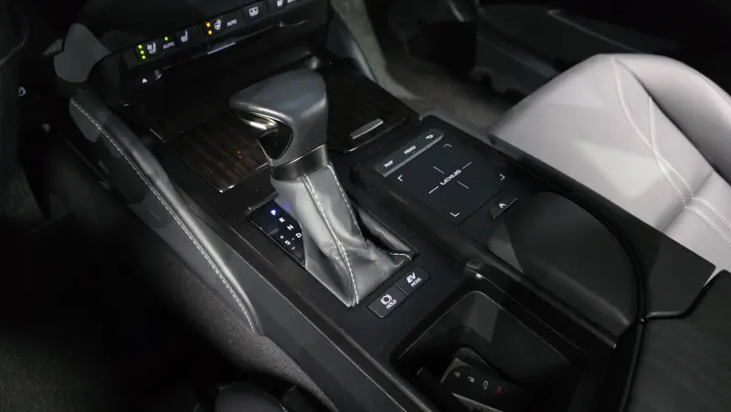 Lexus ES300h