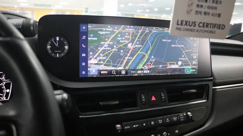 Lexus ES300h