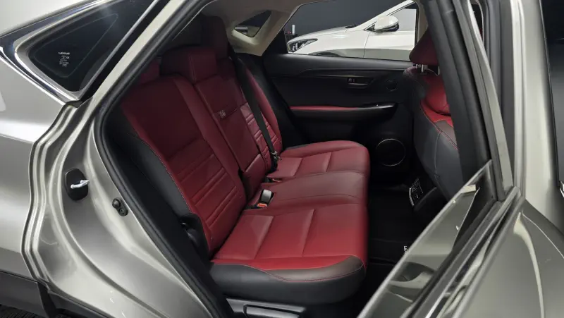Lexus NX300h