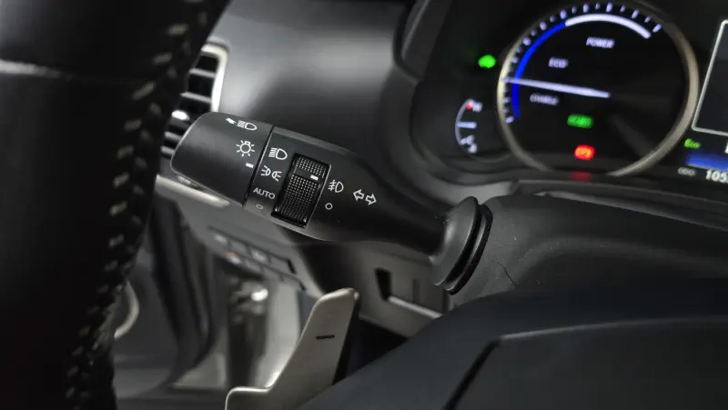 Lexus NX300h