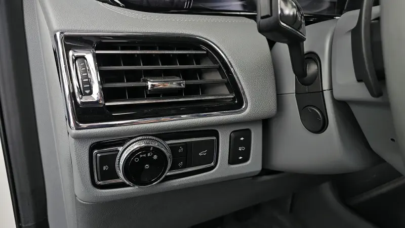 Lincoln Navigator