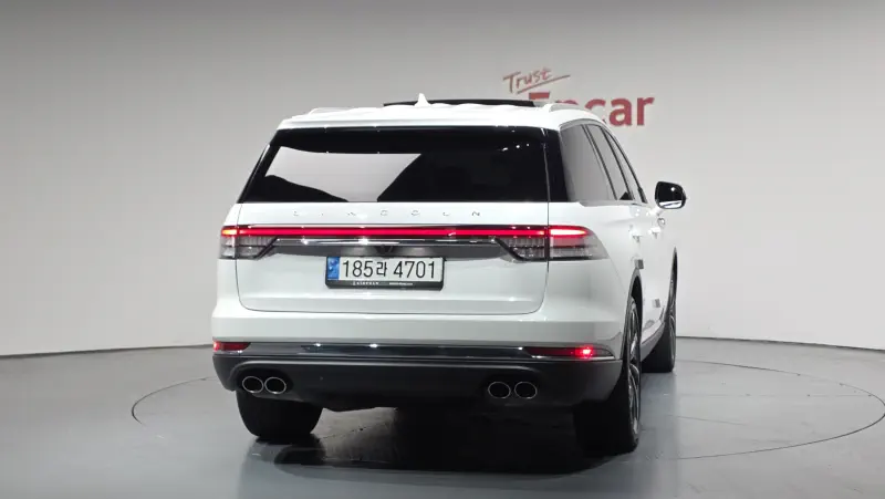 Lincoln Aviator
