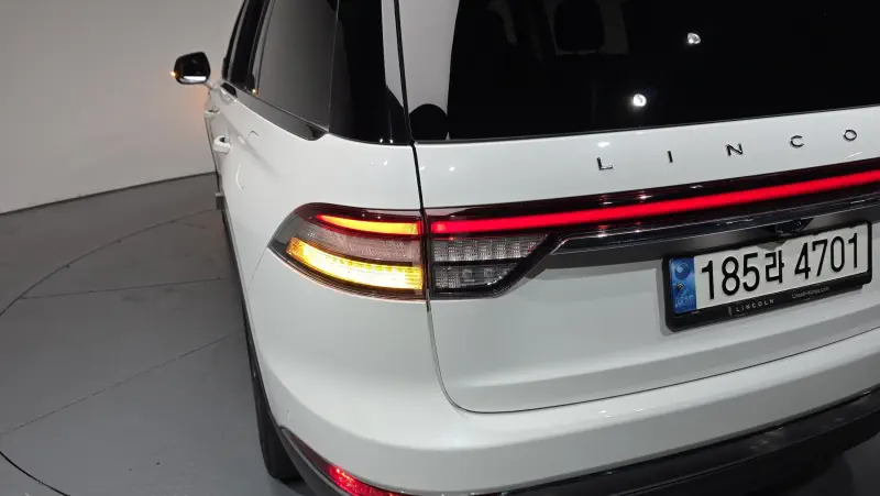 Lincoln Aviator