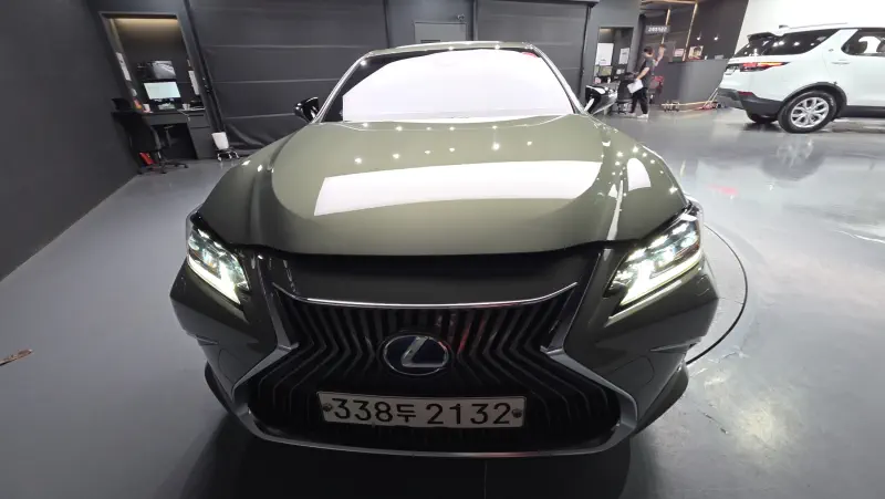 Lexus ES300h