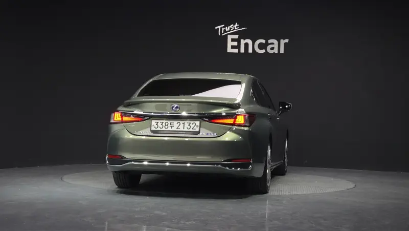 Lexus ES300h