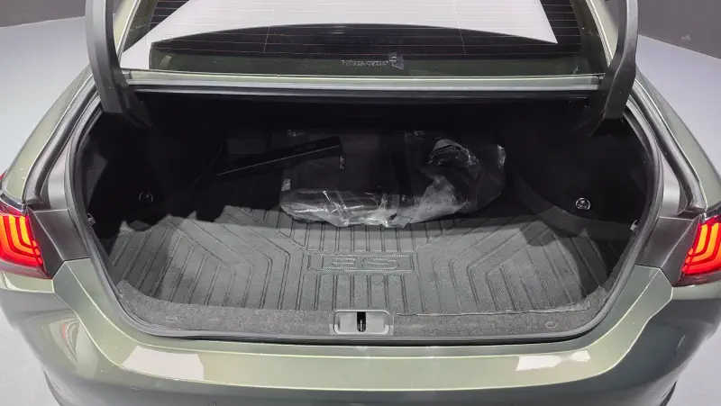 Lexus ES300h