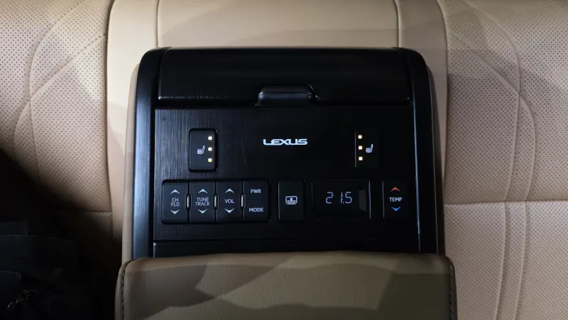 Lexus ES300h