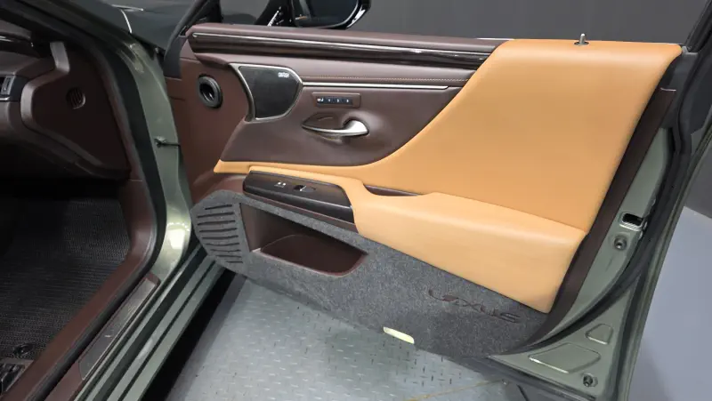 Lexus ES300h