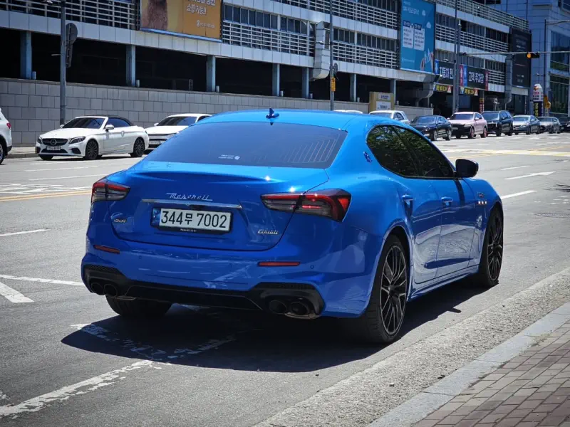 Maserati Ghibli