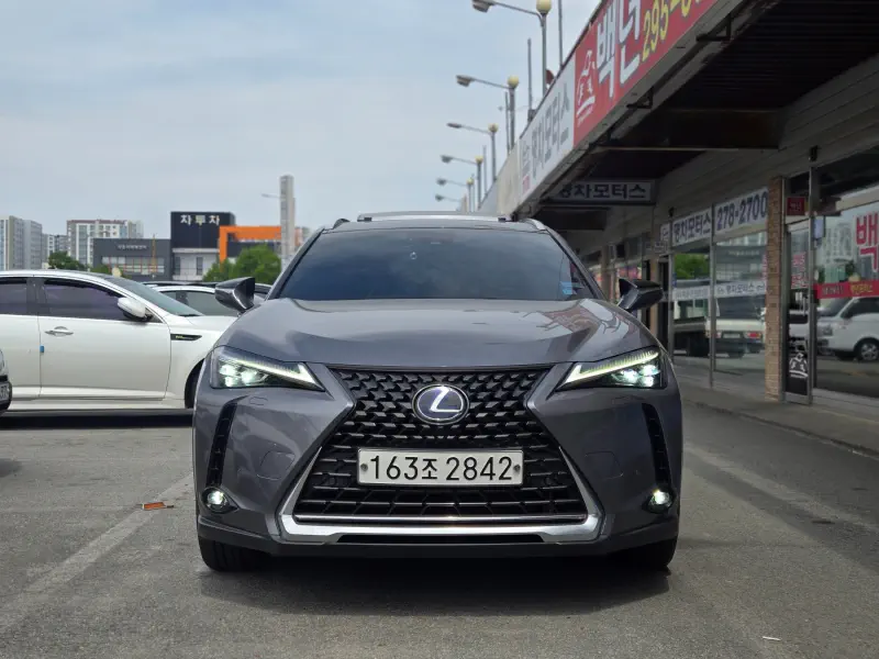 Lexus UX