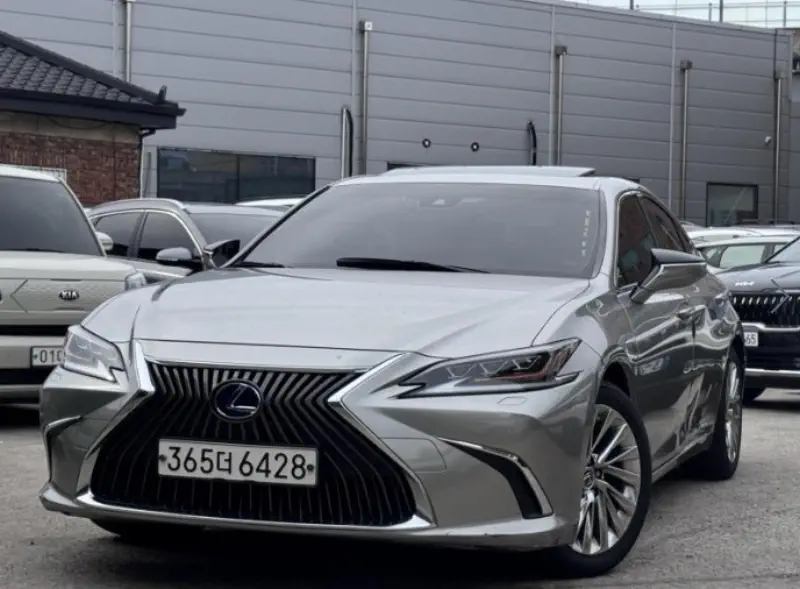 Lexus ES300h
