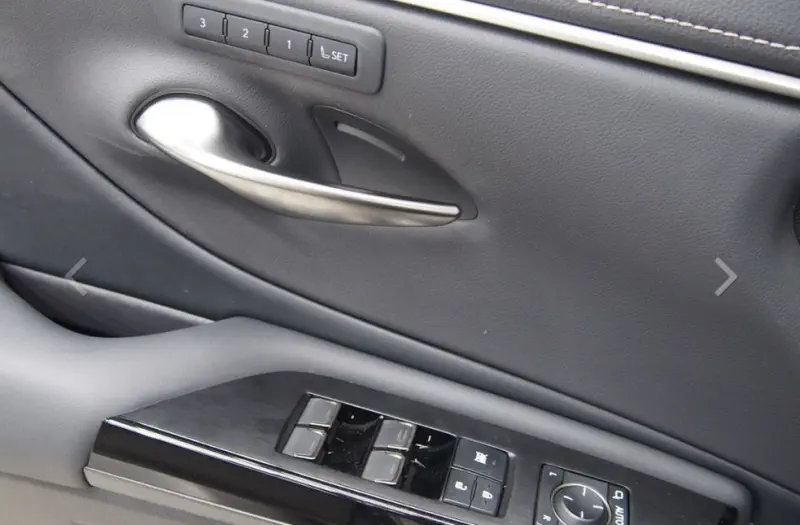 Lexus ES300h