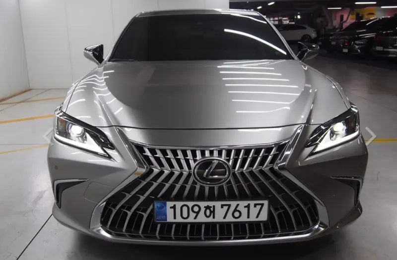 Lexus ES300h