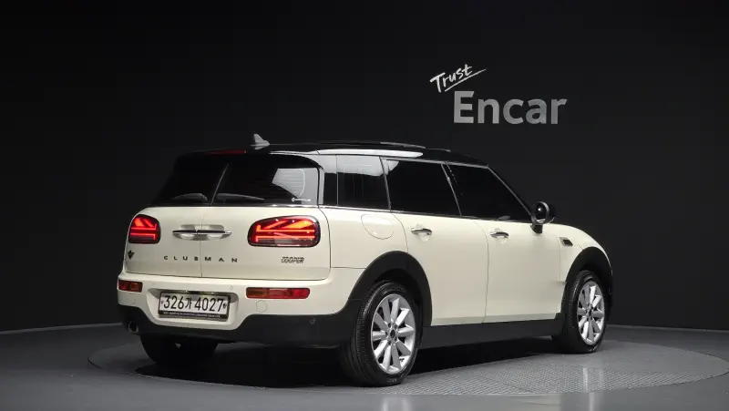 MINI Clubman