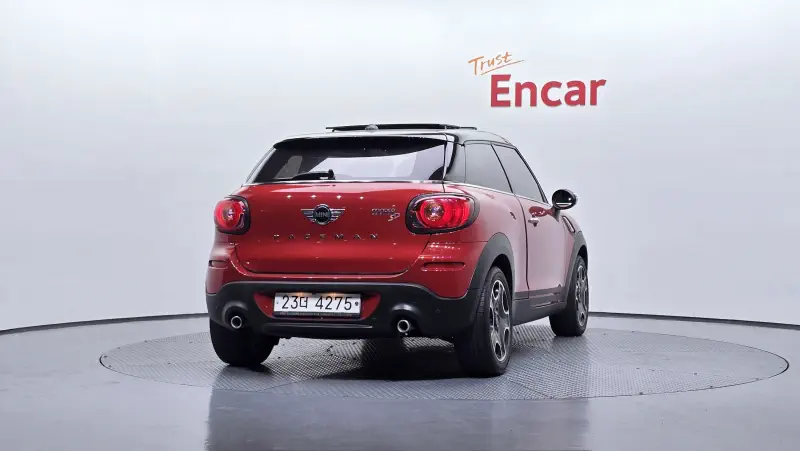 MINI Paceman