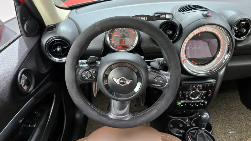 MINI Paceman