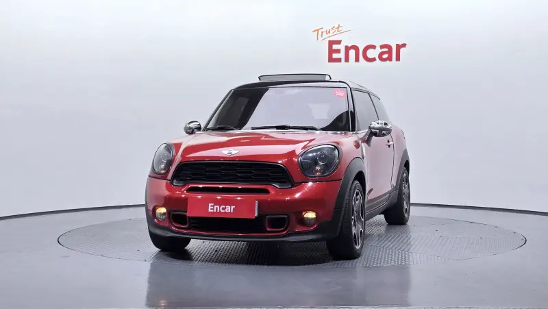 MINI Paceman