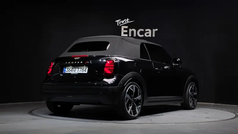 MINI Cabrio