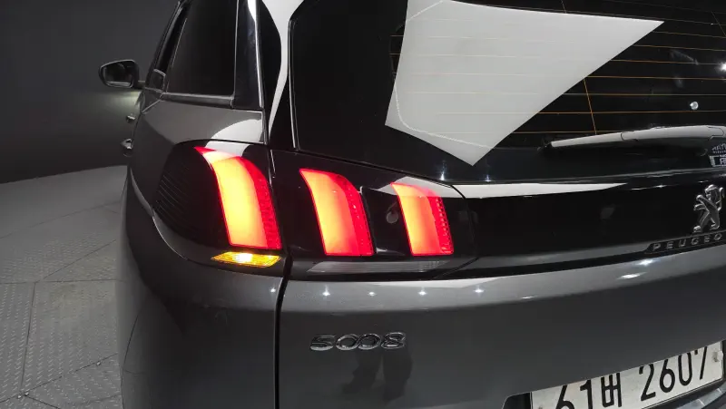 Peugeot 5008