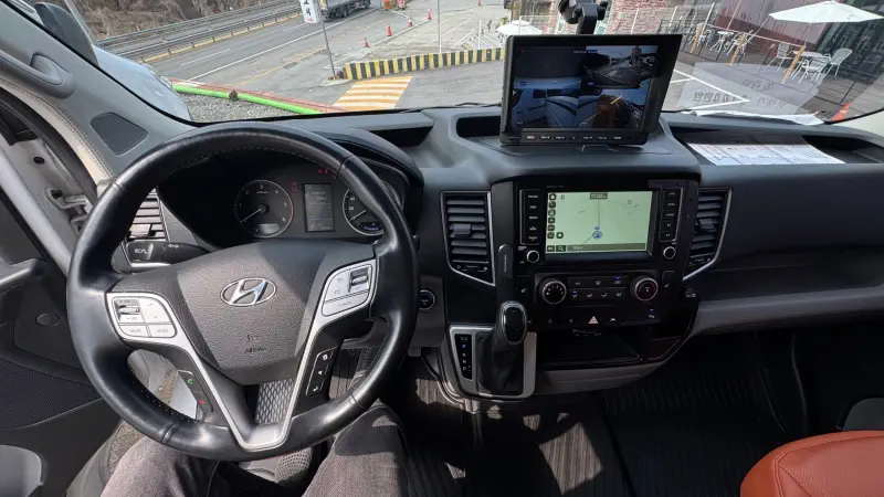 Hyundai H1