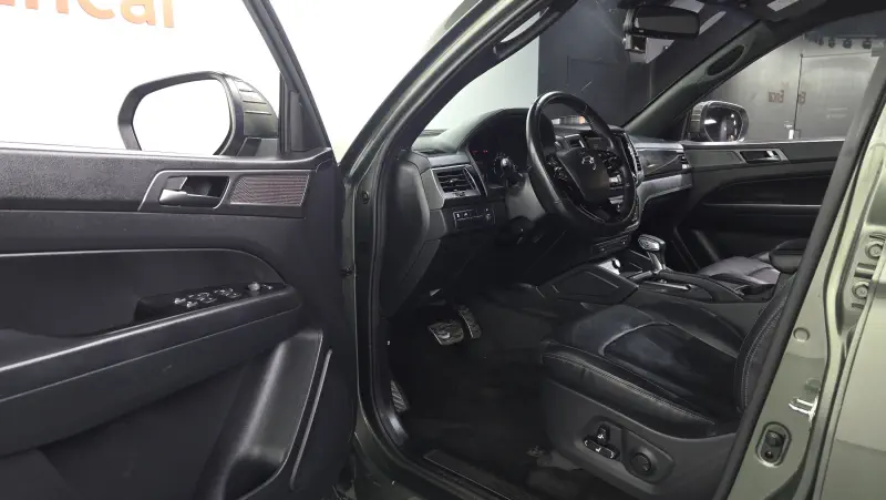 SsangYong Rexton Sports Khan