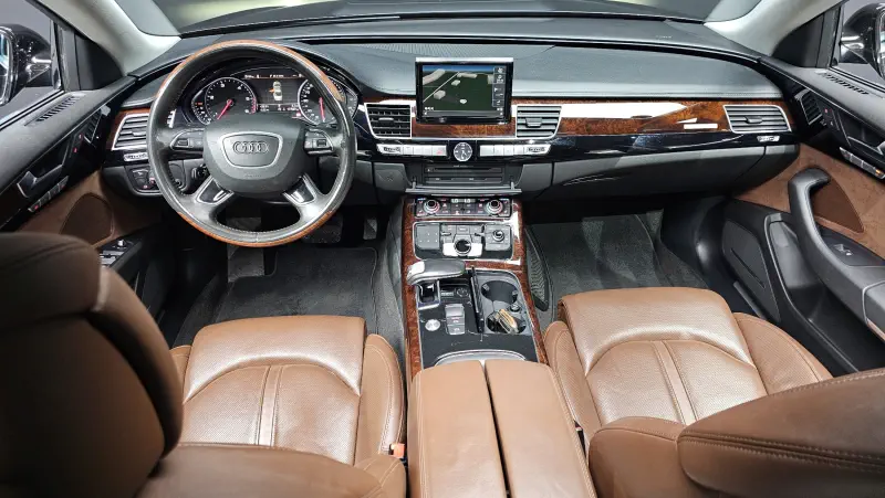 Audi A8