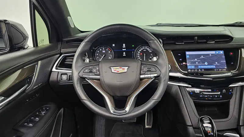Cadillac XT6