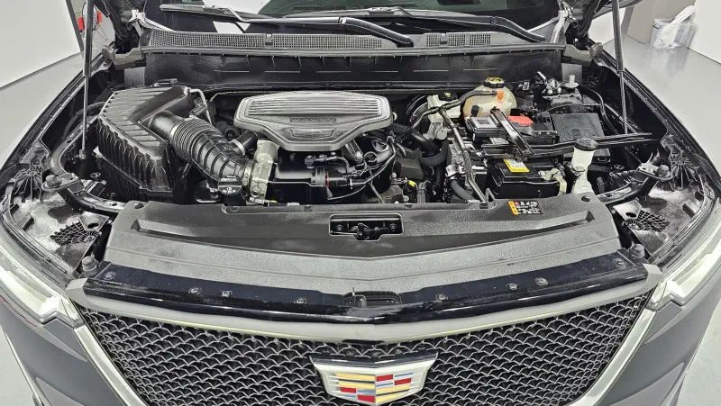Cadillac XT6