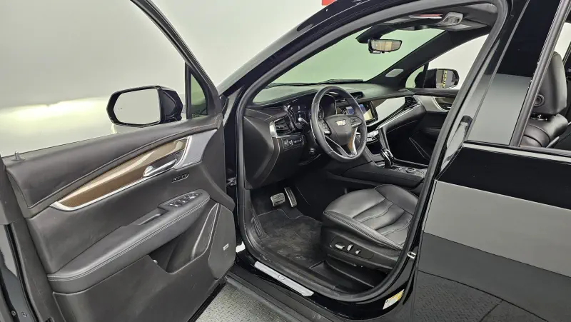Cadillac XT6