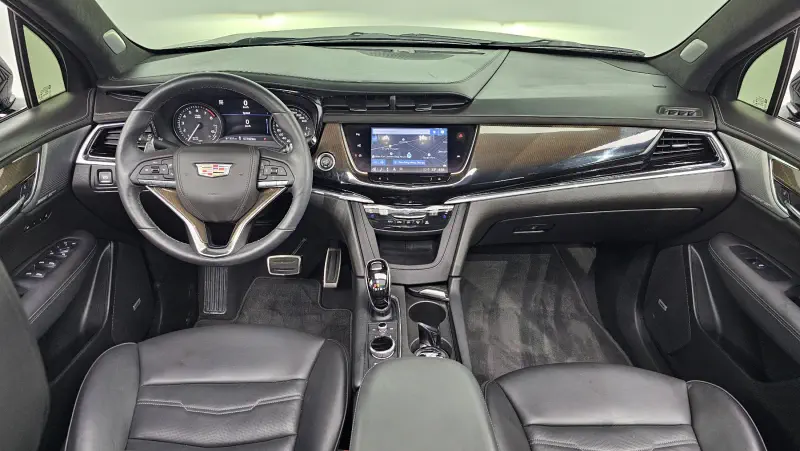 Cadillac XT6