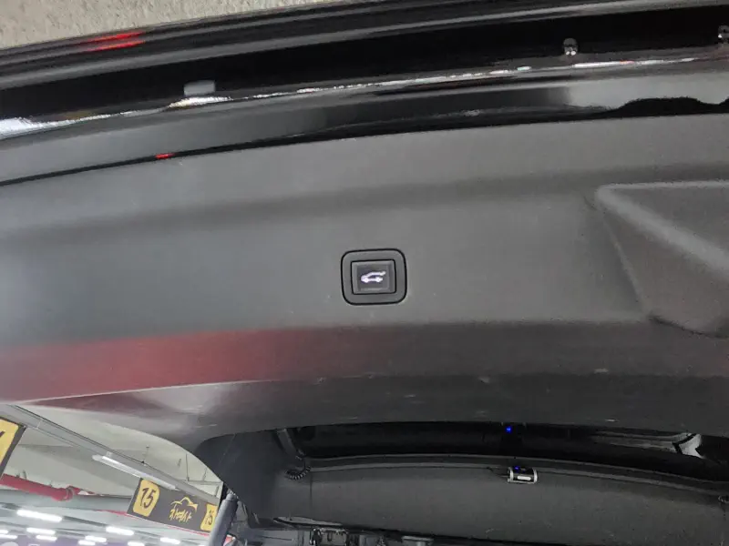 Chevrolet Surburban