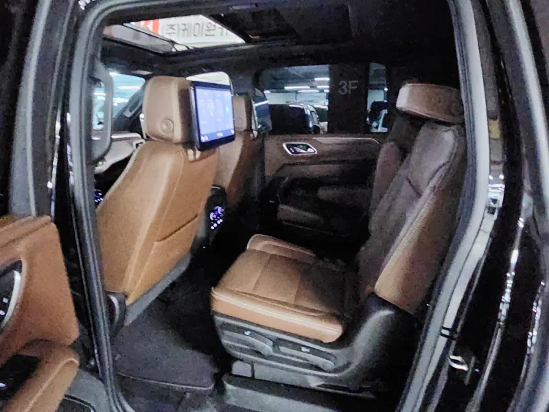 Chevrolet Surburban