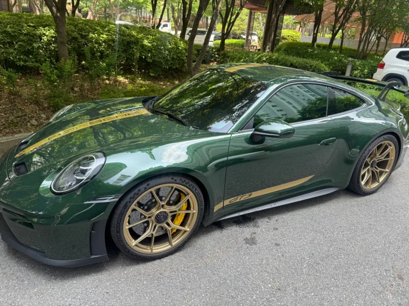 Porsche 911