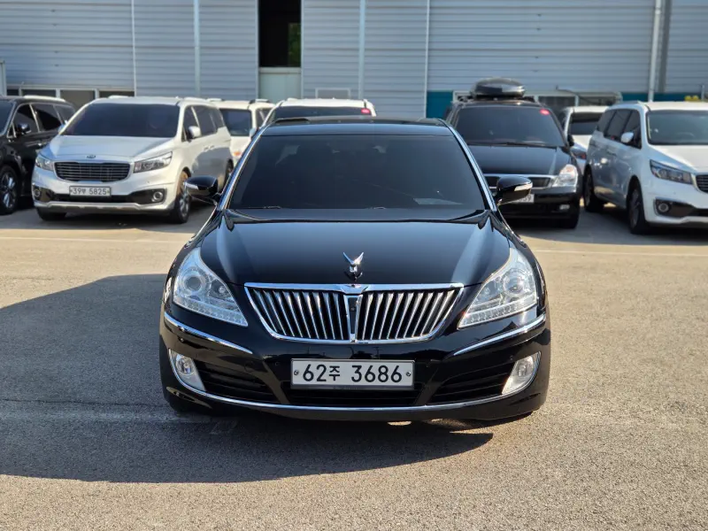 Hyundai Equus