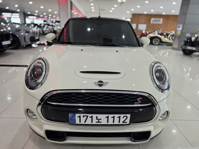 MINI Cabrio
