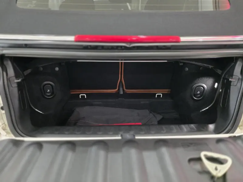 MINI Cabrio