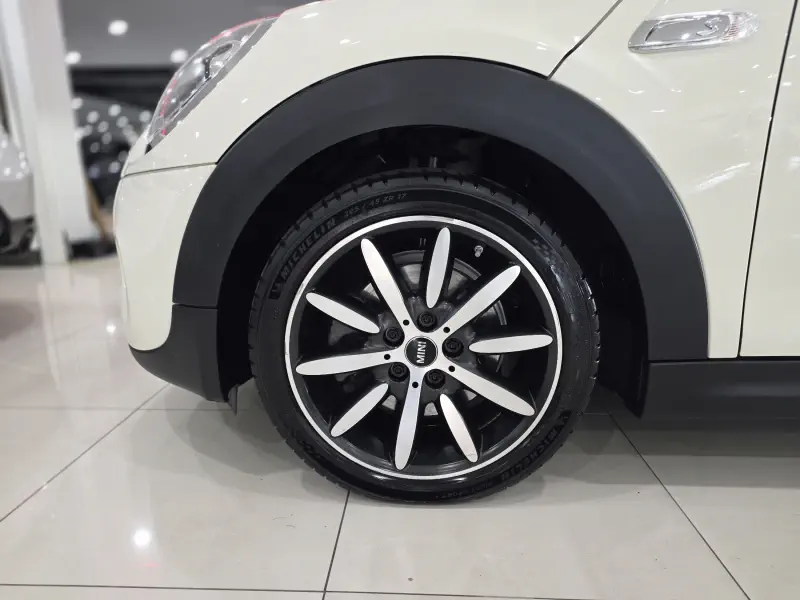 MINI Cabrio
