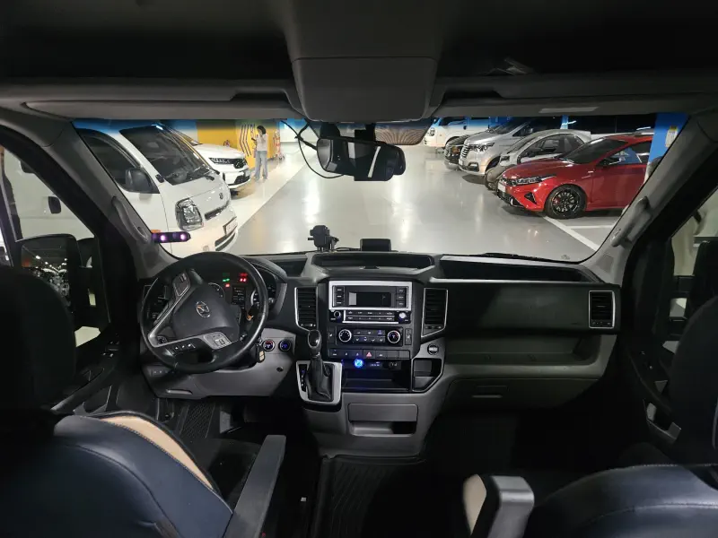 Hyundai H1