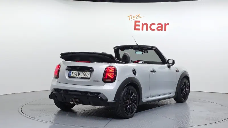 MINI Cabrio