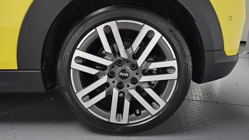 MINI Hatch