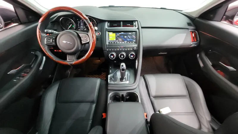 Jaguar E-Pace
