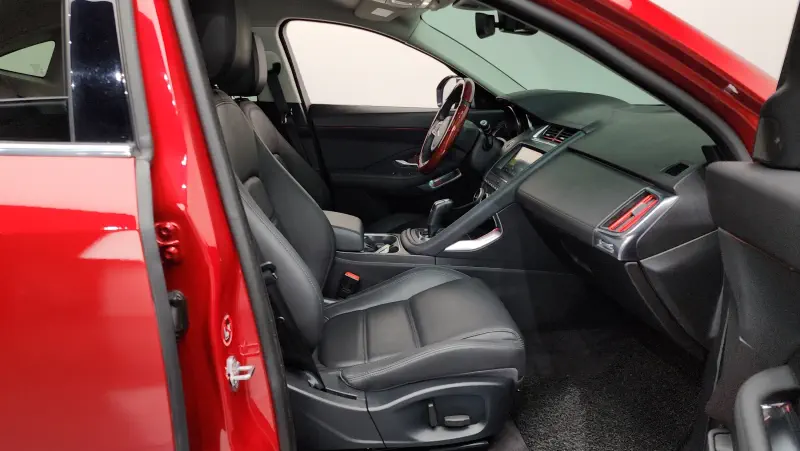 Jaguar E-Pace